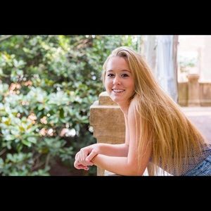 Meet your Posher, Megan